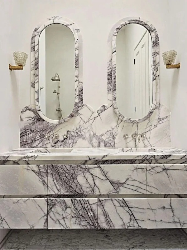 Lilac marble bathroom